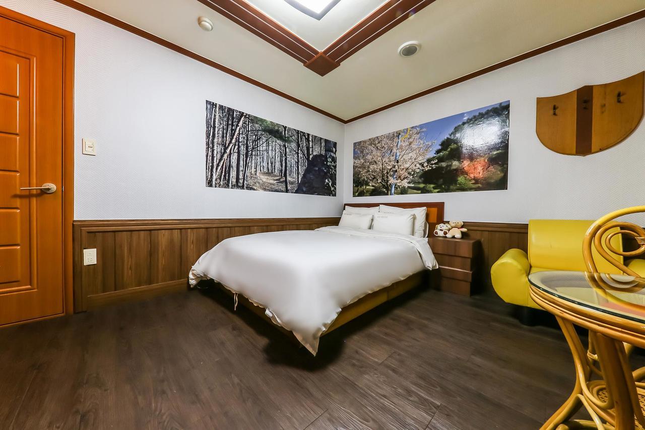 Pine Motel Boryeong Dış mekan fotoğraf