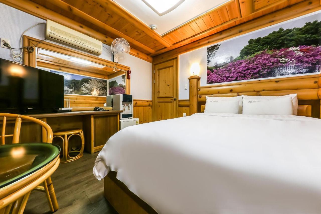Pine Motel Boryeong Dış mekan fotoğraf